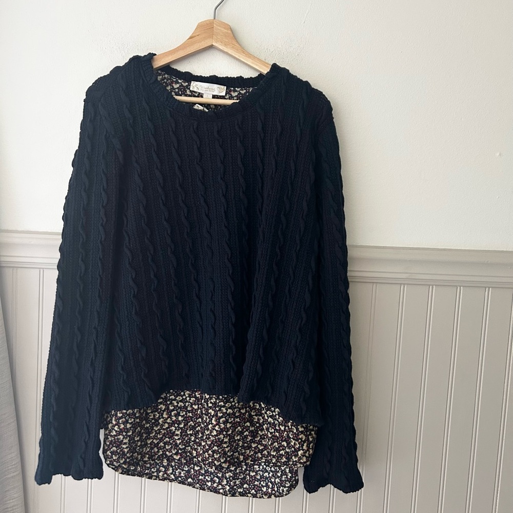 ⭐️ NEW Suzanne Betro Weekend Large Navy Cable Knit Sweater Layered Floral